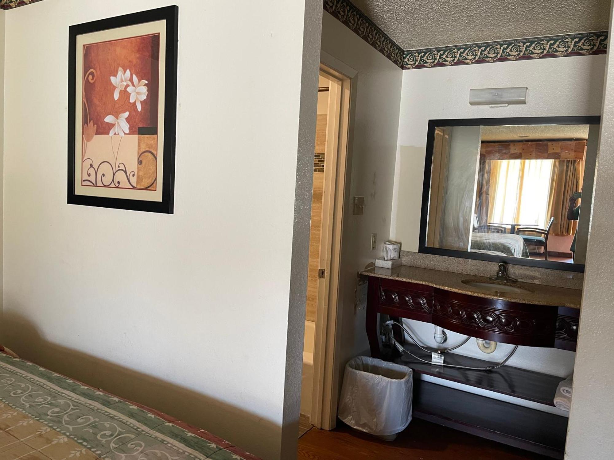 Granbury Inn And Suites Esterno foto