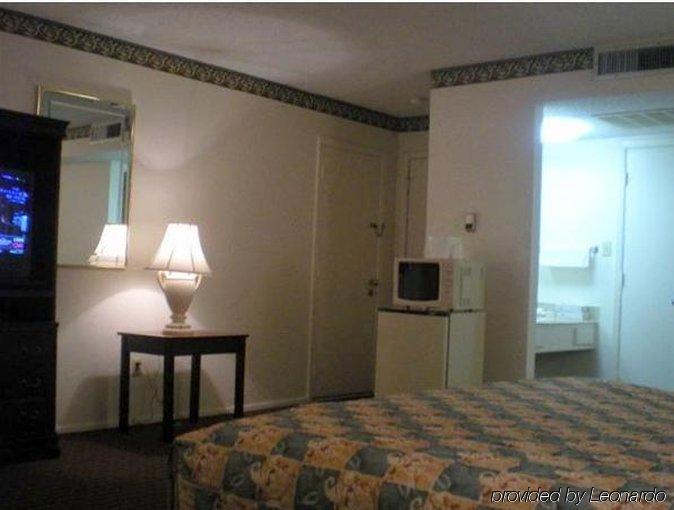 Granbury Inn And Suites Esterno foto